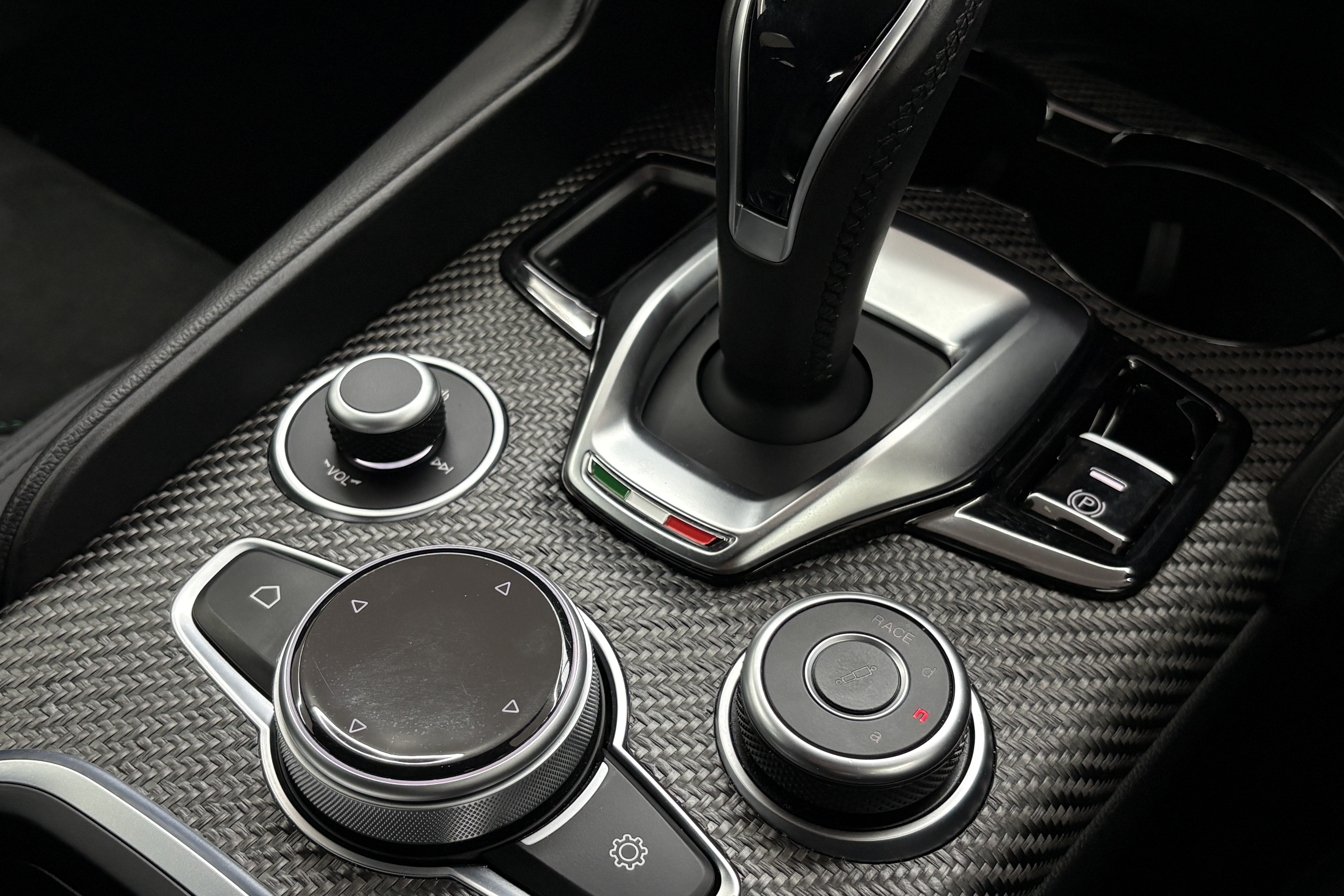 Interior 17