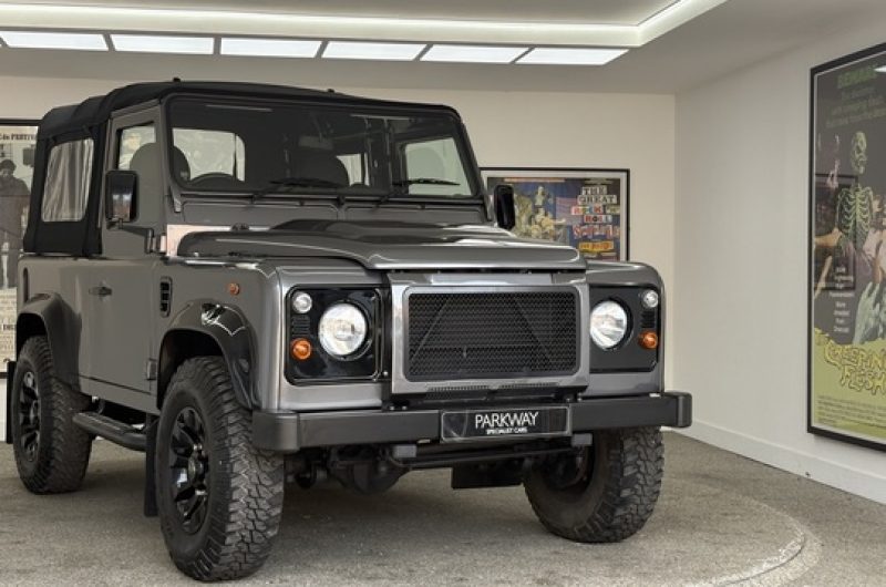 2012 Land Rover defender 90 2.2 soft top